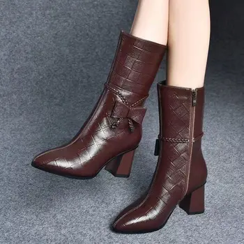 Ботуши дамски Зимни 2023, дамски обувки, модерни обувки за майките със средно засаждане, кожени обувки на платформа с остри пръсти, ботуши за езда в британски стил