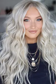 Дългите естествени вълнообразни омбре сиво-Бели блондинистые перуки от естествена коса с пълна дантела Hd Прозрачни 13x6 дантелени предната бесклеевые удар за жени