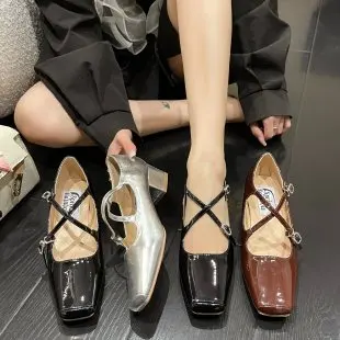 Женски обувки Мери Джейн токчета от лачена кожа, кожени квадратни дебели обувки с възстановяването на древните обичаи, дамски обувки за жени