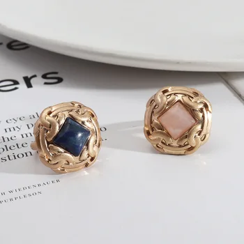 Нов оригинален дизайн, реколтата, кухи, квадратни пръстени с цветни полускъпоценни камъни за жени, пръстен с 7 камъни