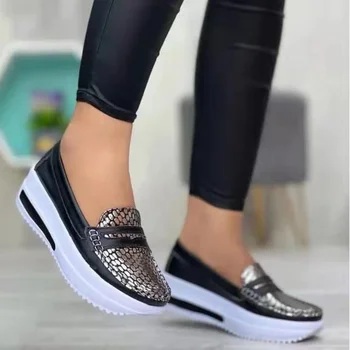 Новост пролетта 2023 г., удобни дамски маратонки с дебела подметка, Луксозни лоферы, Дизайнерски дамски обувки, Модни бели обувки без закопчалка, женски