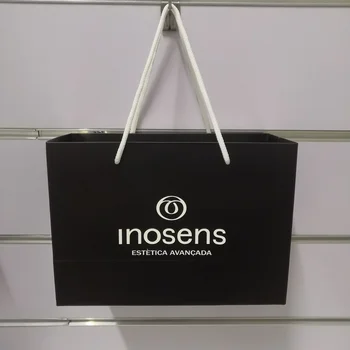 Продажба на едро на 1000 бр./лот, индивидуален печат на лого, за многократна употреба и модни черни подарък картонени опаковки с веревочной дръжка, чанта-тоут