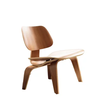 Съвременно фанерное стол за почивка от дърво орех Ниско кресло за отдих За обзавеждане на хола Дървен стол с акцент средата на века